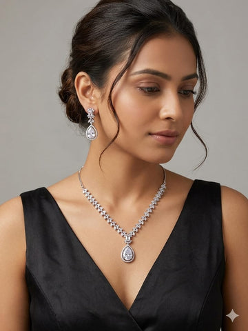 Elegant Teardrop Crystal Bridal Jewelry Set – Luxury Necklace & Drop Earrings in Silver Tone