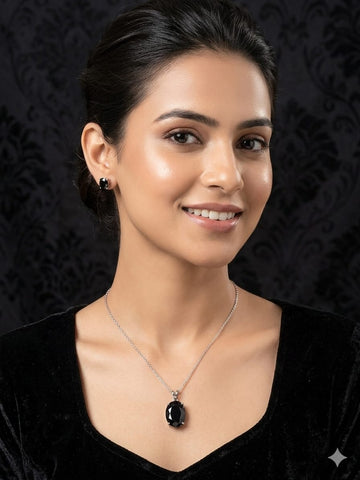 Classic Black Gemstone Pendant Necklace – Minimalist Silver Chain Jewelry Set