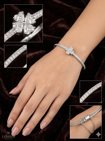 Elegant Butterfly Diamond Bracelet – Silver-Tone Crystal Bangle with Adjustable Chain