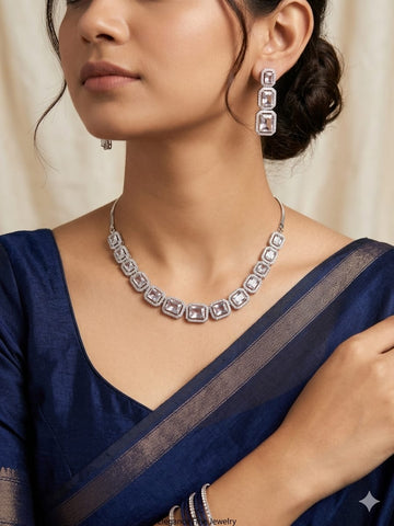 Luxury Square-Cut Crystal Necklace & Drop Earrings Set – Elegant Bridal Statement Jewelry