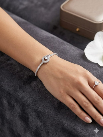 Elegant Heart Crystal Bracelet – Minimalist Zircon Love Bangle for Women