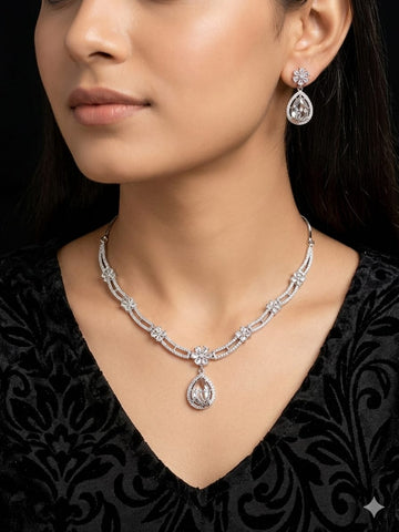 Elegant Floral Crystal Teardrop Necklace & Earrings Set – Bridal & Evening Jewelry